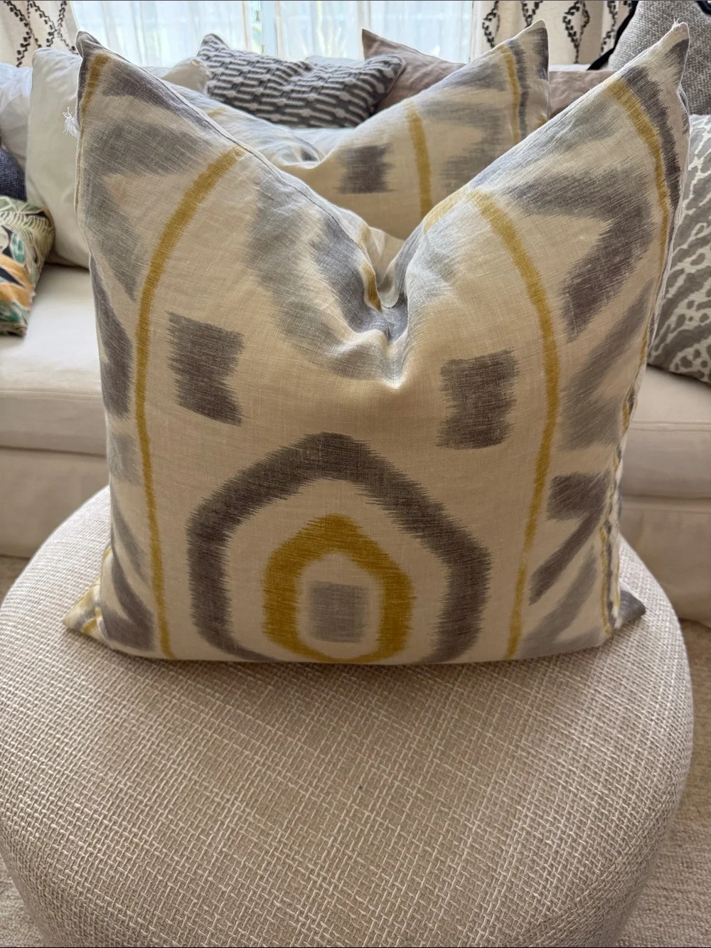Custom Kravet/ Thom Filicia prospect pillow pair 24x24”